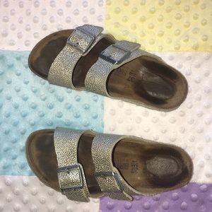 Birkenstock’s size 37🌼